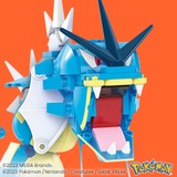 Mattel MEGA Pokémon Magikarp Evolution Set, Konstruktionsspielzeug mit 2 Actionfiguren, 411 Teile