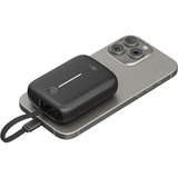 goobay Powerbank 10.000 mAh, integriertes USB-C Kabel 13cm, 20 Watt schwarz, 10 Ah, 1x USB-A, 2x USB-C, PD, QC
