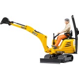 bruder 62002 JCB Mikrobagger 8010 CTS und Bauarbeiter, Modellfahrzeug gelb