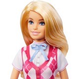 Mattel Barbie Mysteries: Das geheimnisvolle Pferdeabenteuer Barbie Malibu, Puppe mit Reitkleidung und Zubehör