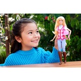 Mattel Barbie Mysteries: Das geheimnisvolle Pferdeabenteuer Barbie Malibu, Puppe mit Reitkleidung und Zubehör