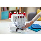 Brother Mechanische Nähmaschine M343D - Overlockmaschine weiß/rot