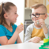 Spin Master Kinetic Sand - Hunde Park Koffer, Spielsand 680 Gramm Sand