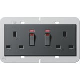 Gira Doppelsteckdose British Standard 13 Ampere geschaltet mit Kontrolllicht und Shutter anthrazit, Retail