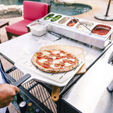 Ooni Premium Pizzaheber 12", perforiertes Aluminium, Grillbesteck silber/schwarz, für Pizzen bis ca. Ø 30cm