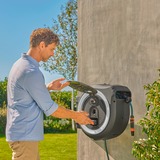 GARDENA Akku-Wand-Schlauchbox PowerRoll XL 18V P4A, 35 Meter, Schlauchtrommel grau/weiß, Li-Ion Akku 2,5Ah, POWER FOR ALL ALLIANCE
