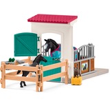 Schleich Horse Club Pferdebox mit Stute und Fohlen, Spielfigur 