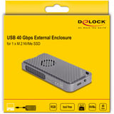 DeLOCK Laufwerksgehäuse M.2 NVMe USB 40 Gbps Gaming Style grau, werkzeugfrei, mit LED und Lüfter