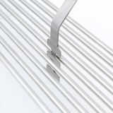 Broil King Narrow Grillrost-Lifter, Hebe- / Tragehilfe schwarz/edelstahl, für Edelstahl- und Gusseisen Grillroste