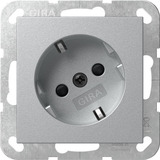 Gira Schutzkontaktsteckdose mit um 30 Grad gedrehtem Einsatz und erhöhtem Berührungsschutz aluminium, Retail