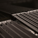 Broil King Gasgrill Crown 310 - BUNDLE schwarz, inkl. Gussplatte, Schutzhülle und Grillzange