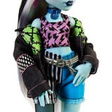 Mattel Monster High Frankie Stein, Puppe mit Frankies Haustier Watzie und Zubehörteilen