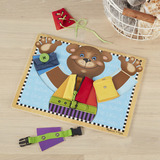 Spin Master Melissa & Doug - Ich zieh mich an Tafel, Geschicklichkeitsspiel 