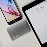 Intenso Portable SSD Premium 128 GB, Externe SSD anthrazit, USB-A 3.2 Gen 1 (5 Gbit/s), 1,8"