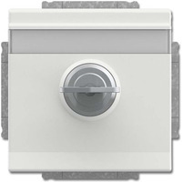 Busch-Jaeger Schutzkontaktsteckdose Einsatz 20 EUKNBSL-884 weiß, Retail