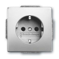 Busch-Jaeger Schutzkontaktsteckdose Standard erhöht mit Berührungsschutz edelstahl, Retail