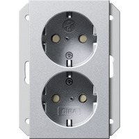 Gira Schutzkontakt Doppelsteckdose 2fach Dose aluminium, Retail