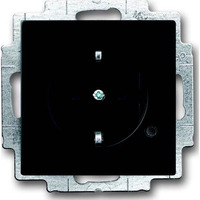 Busch-Jaeger Steckdosen Einsatz mit LED und erhöhtem Berührungsschutz schwarz, Retail