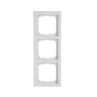 Busch-Jaeger Rahmen dreifach, future linear, Plattform 63, matt, Kunststoff, Unterputzmontage weiß (matt), Retail