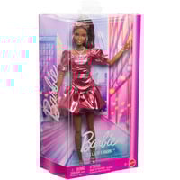 Mattel Barbie Deluxe Style im rosa Metallic Outfit, Spielfigur 